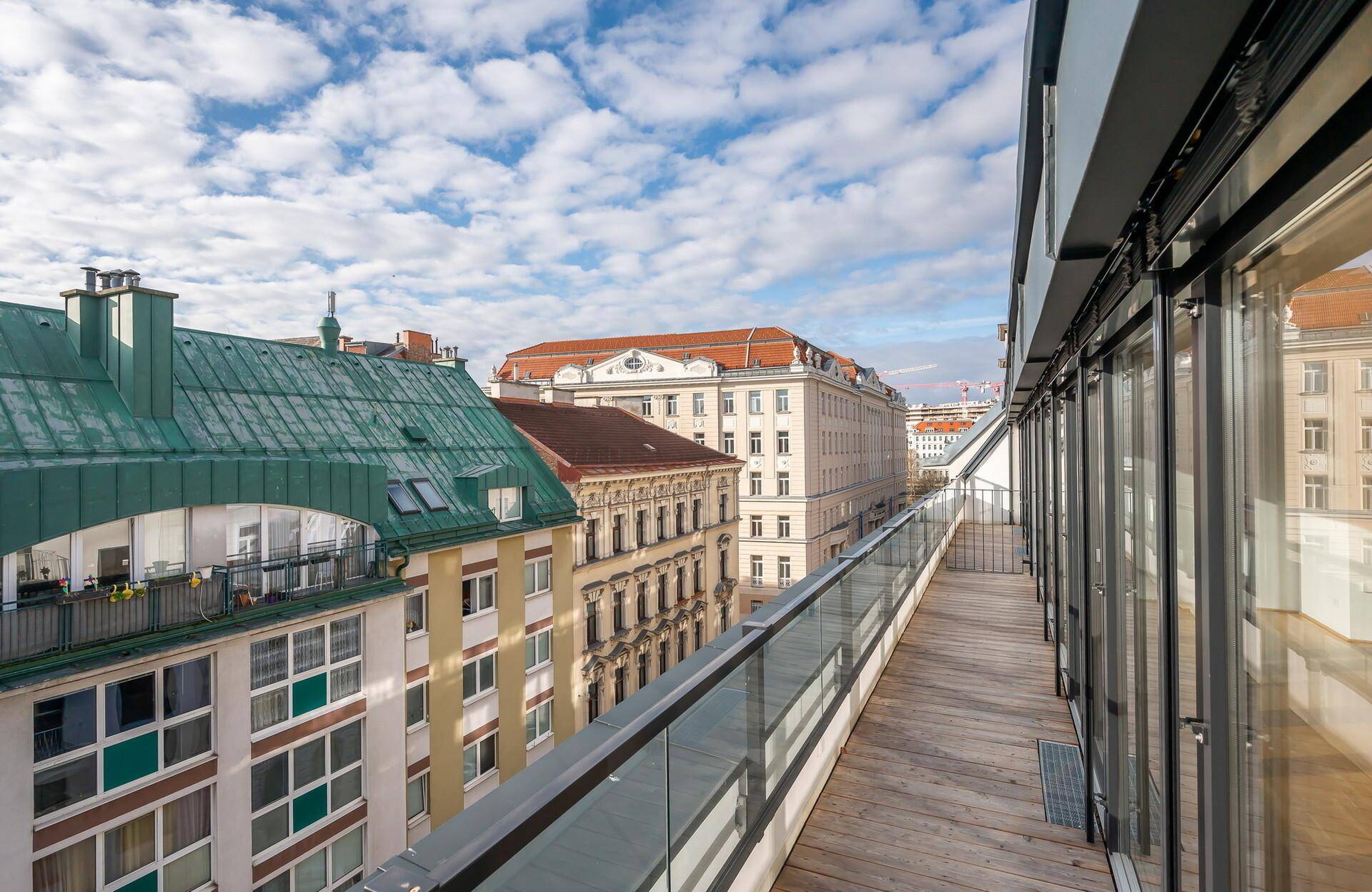 umlaufende Terrasse