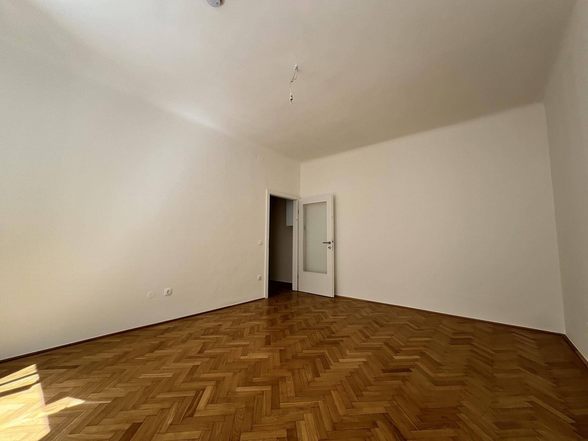 Zimmer 1