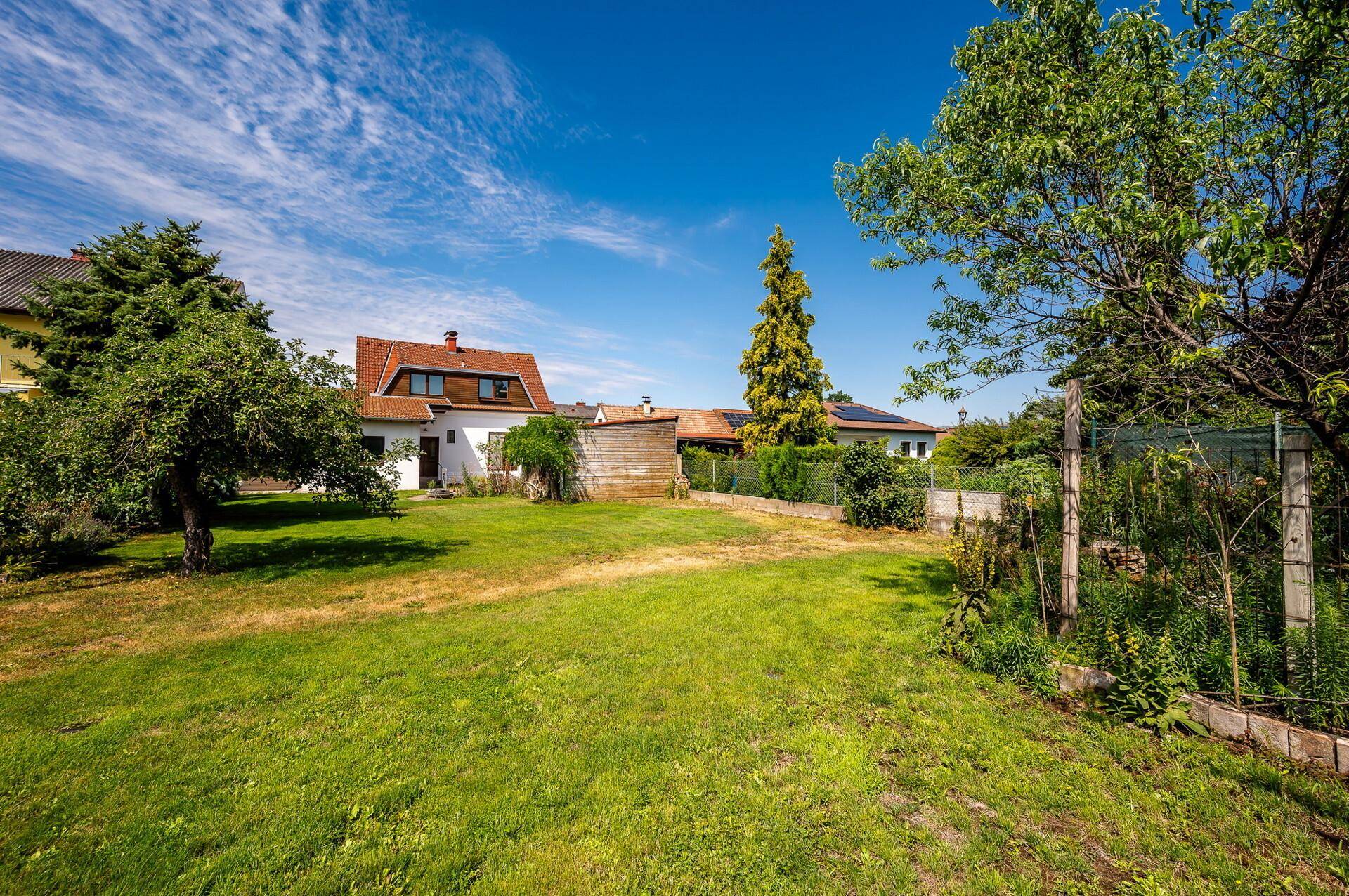 Ansicht Garten gesamt