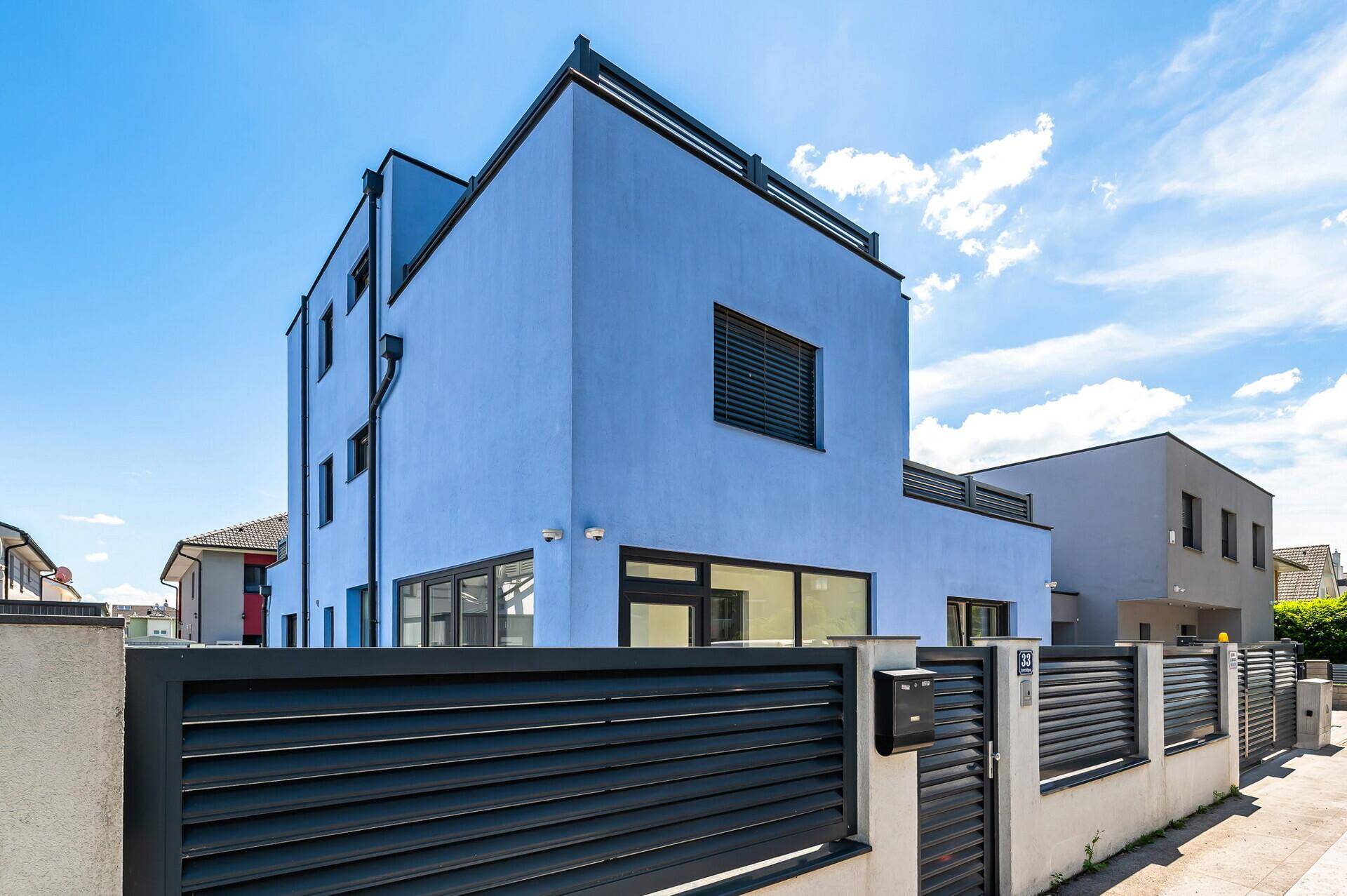Ihr privates Wellnessrefugium – Stilvolles Einfamilienhaus mit Spa-Charakter - Ansicht 2