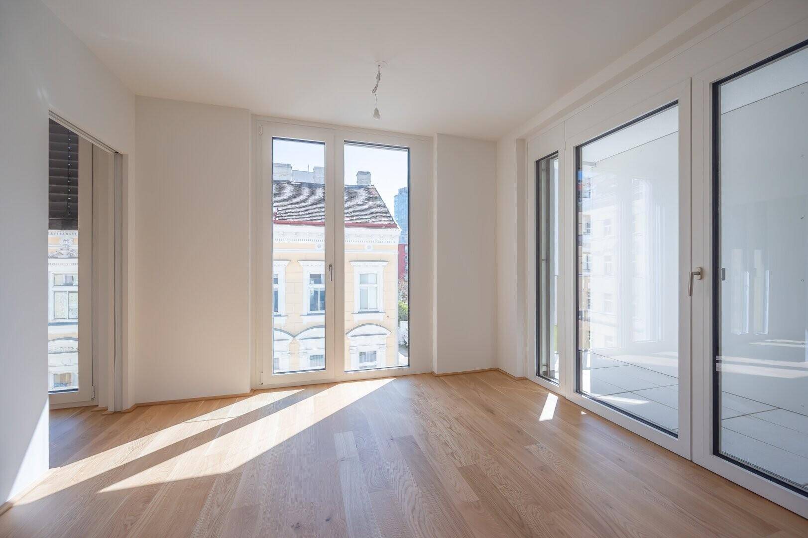 Wohnzimmer mit südeitiger Loggia