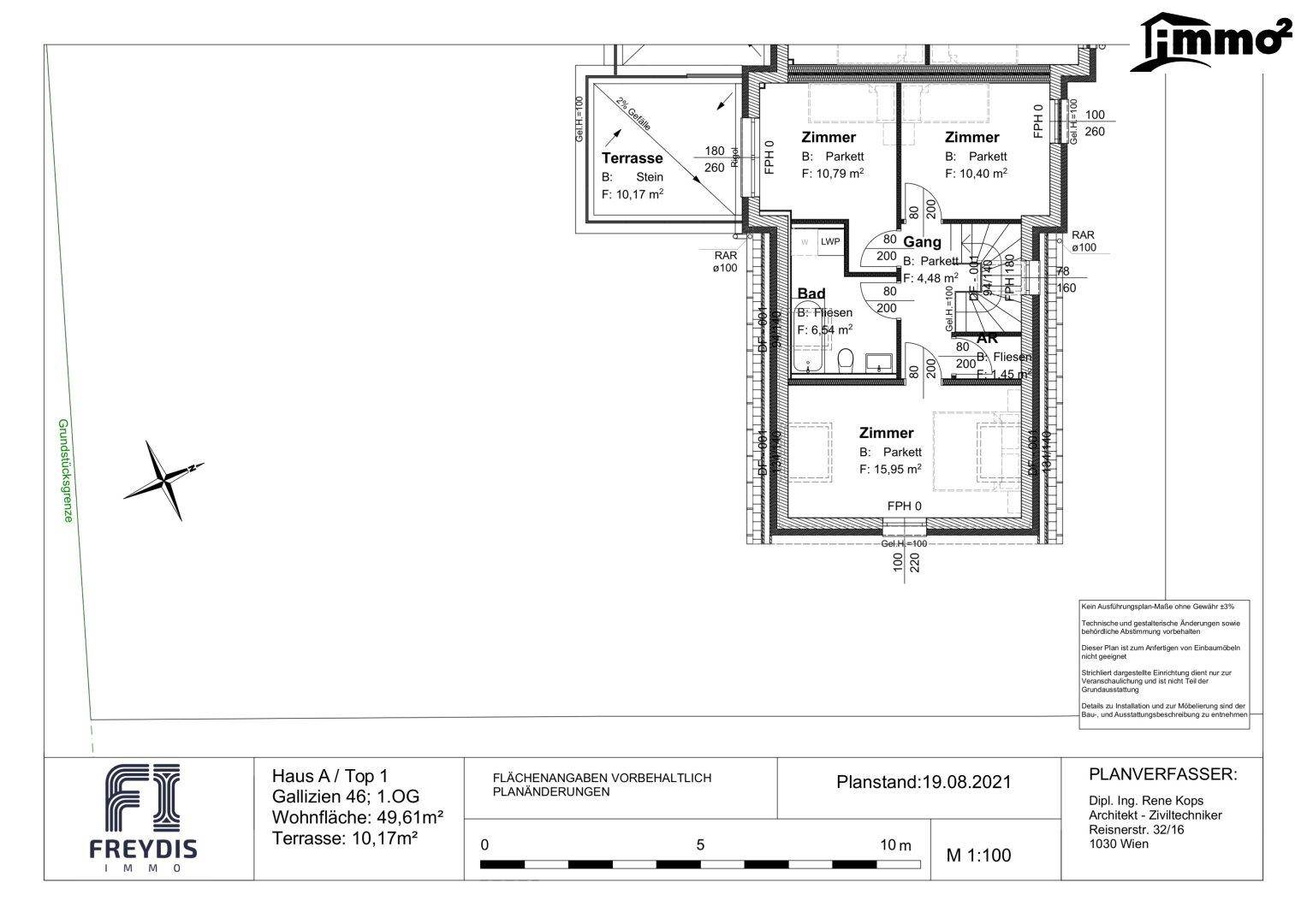 Grundriss des Obergeschosses mit drei Zimmern, Badezimmer und einer weiteren Terrasse.