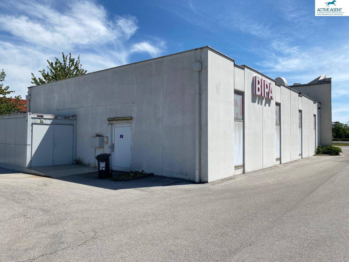 Geschäftsflächen Gewerbe 673 m² + 457 m² in bester Lage in Bruck an der Leitha zu vermieten/zu verkaufen - Mehr