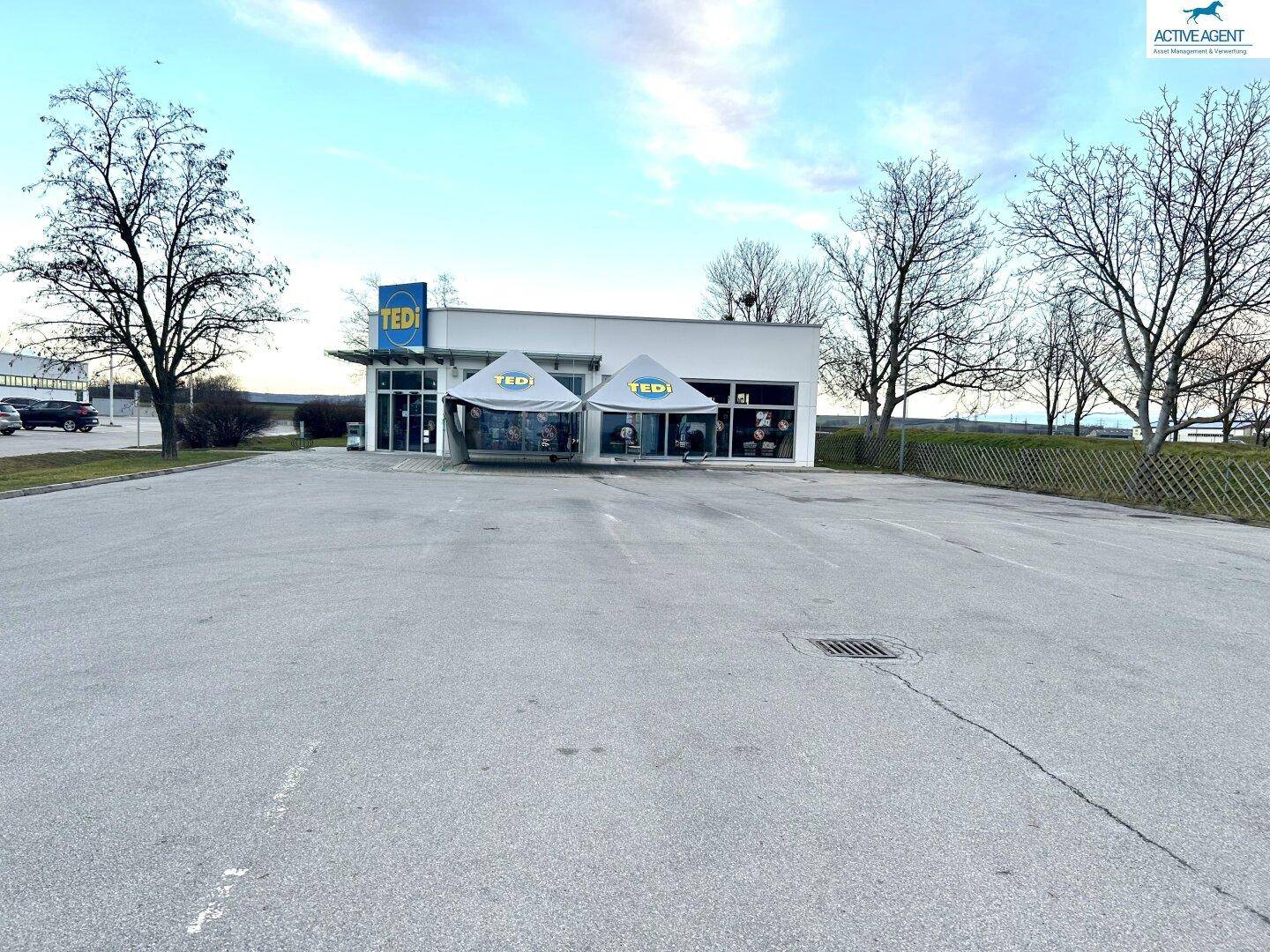 Geschäftsflächen Gewerbe 673 m² + 457 m² in bester Lage in Bruck an der Leitha zu vermieten/zu verkaufen - Ansicht 4