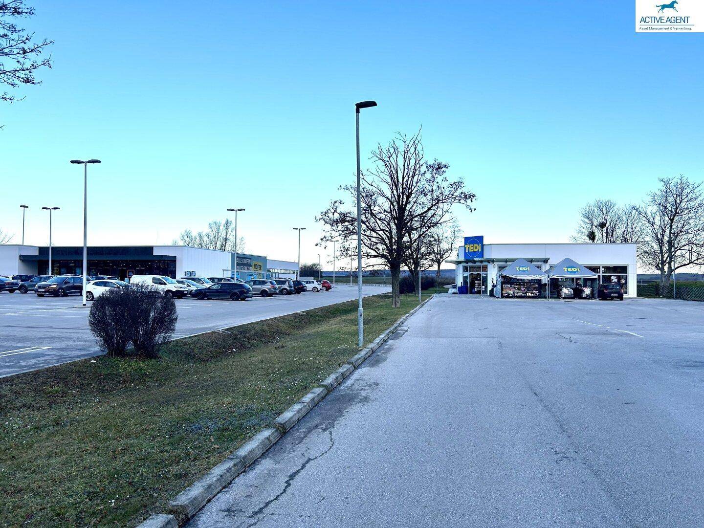 Geschäftsflächen Gewerbe 673 m² + 457 m² in bester Lage in Bruck an der Leitha zu vermieten/zu verkaufen - Ansicht 3