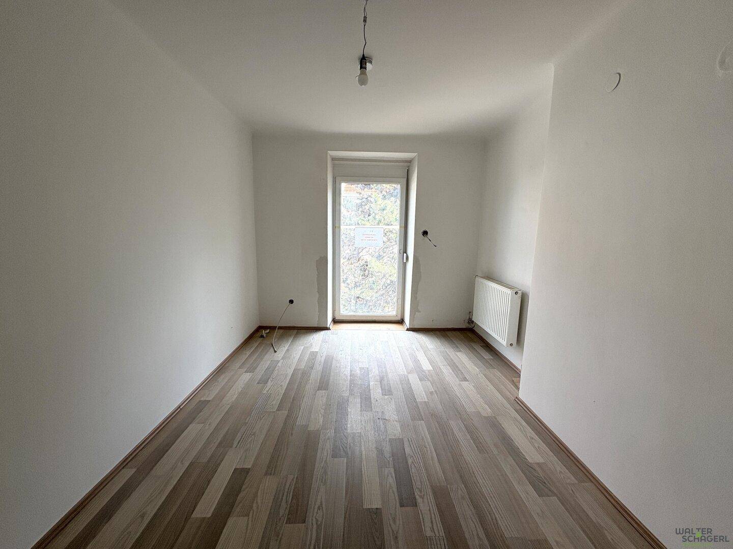 2 Zimmer neu renoviert - Ansicht 3
