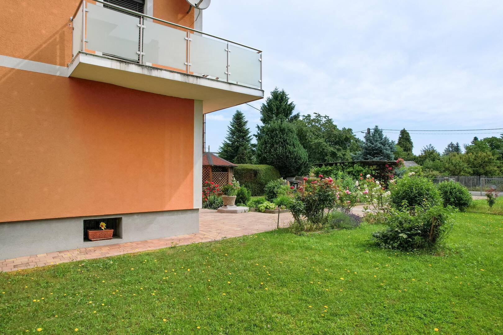 Anton-Mell-Weg Aussen-09