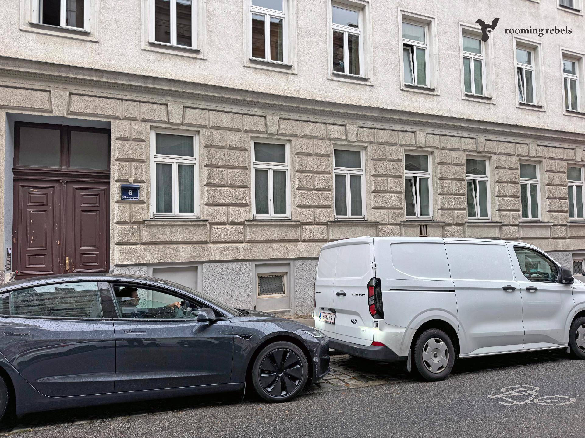 HAUS6.jpg