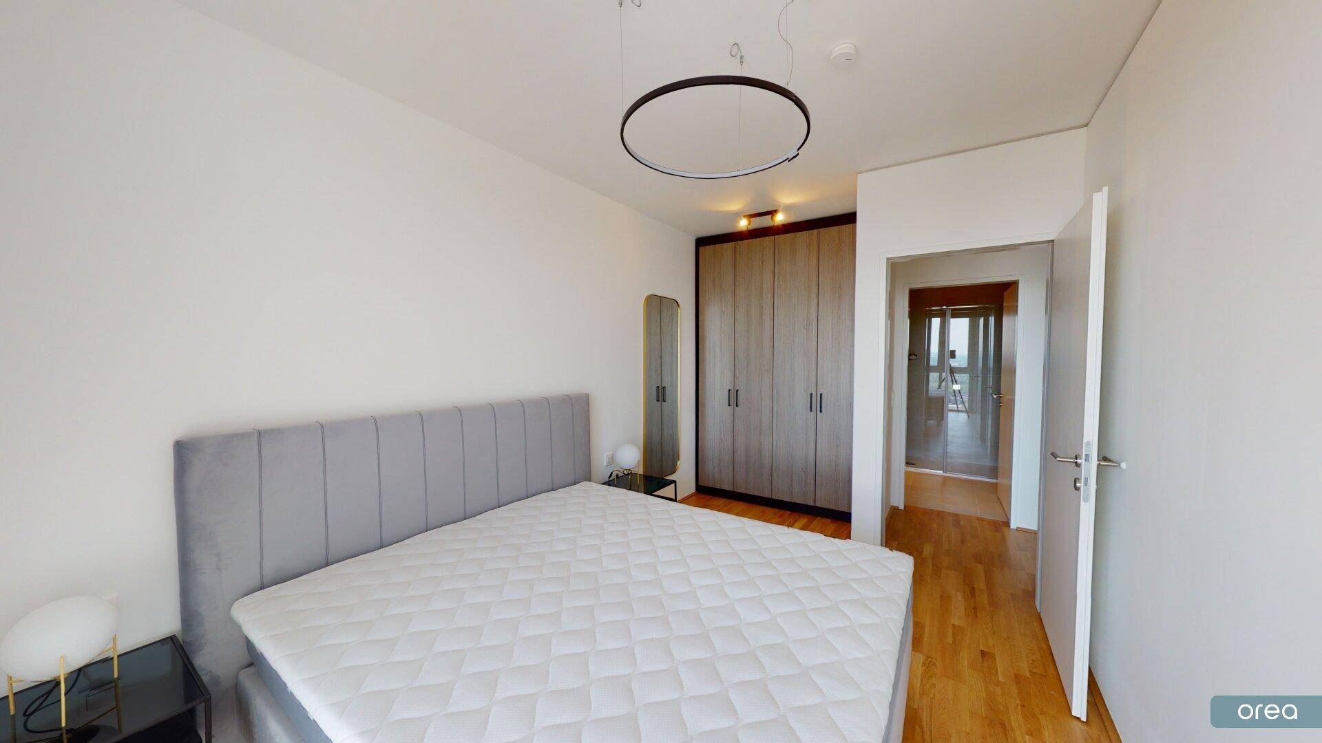 orea | Premium Mietwohnung im Marina Tower | Smart besichtigen · Online anmieten - Mehr
