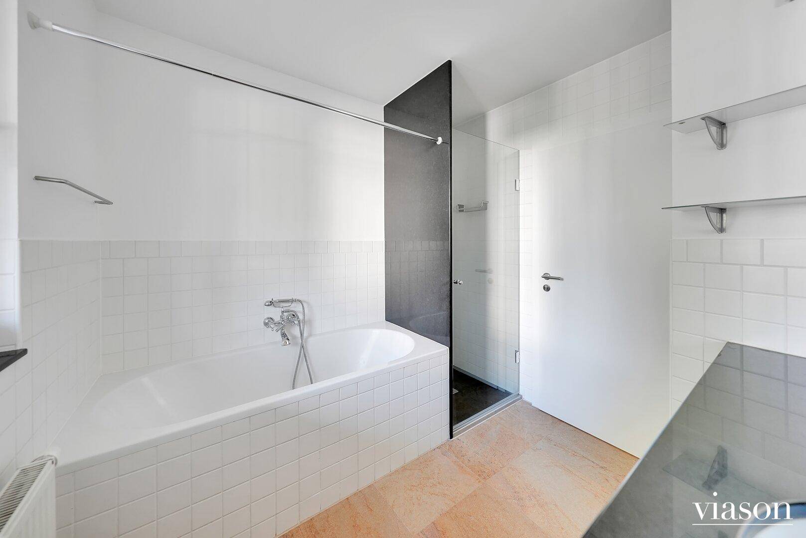 Badezimmer EG