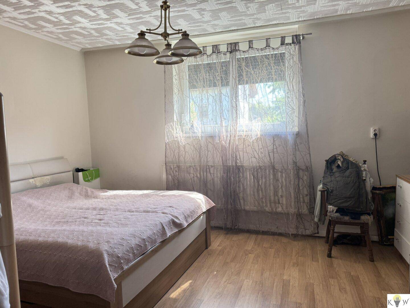 Großzügiges Wohnhaus mit viel Potenzial in Wallern im Burgenland! - Ansicht 4
