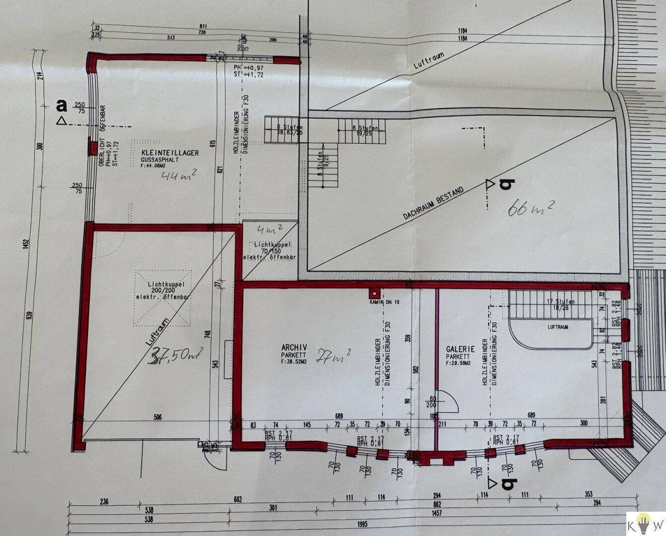 Grundriss des Obergeschosses mit Galerie, Archiv und Lagerflächen.