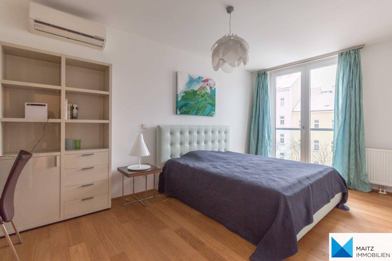 Stilvoll möblierte DG-Wohnung mit 2 Terrassen | 2 GARAGEN opt ** KLIMAANLAGE ** U3 ROCHUSMARKT ** – pohled 6