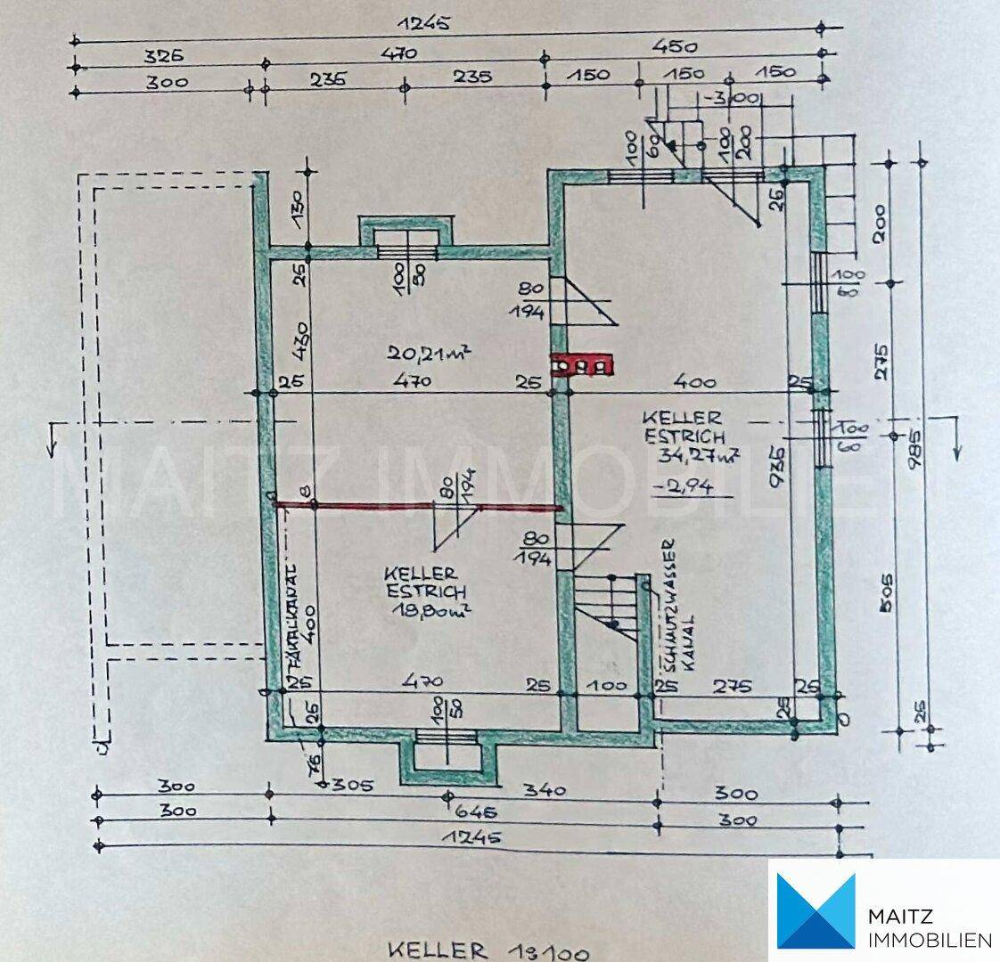 Grundriss des Kellers mit mehreren Kellerräumen und Technikbereichen.