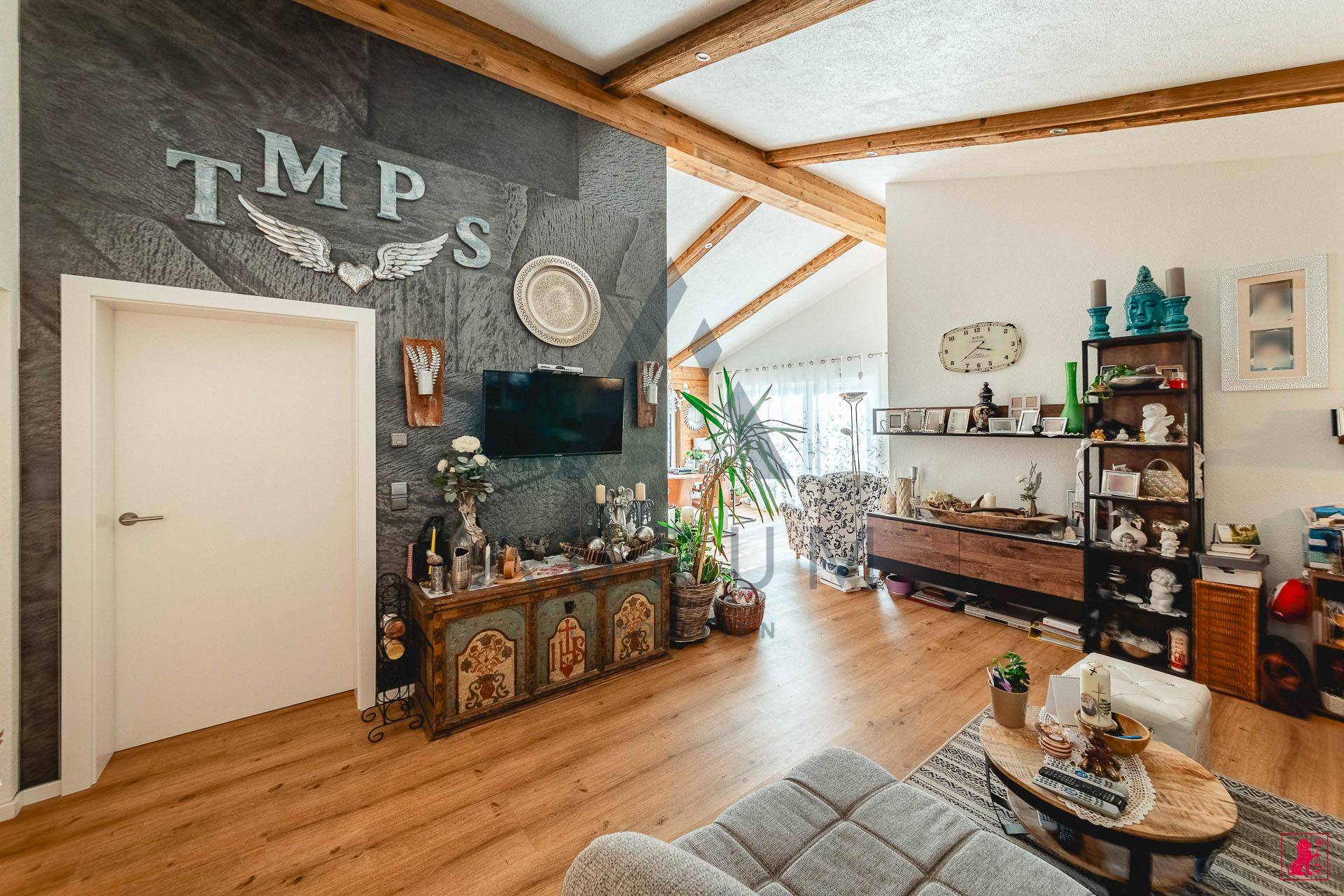 Touristisch Nutzbar: Hochwertiges Zweifamilienhaus in sonniger Aussichtslage - Ansicht 4
