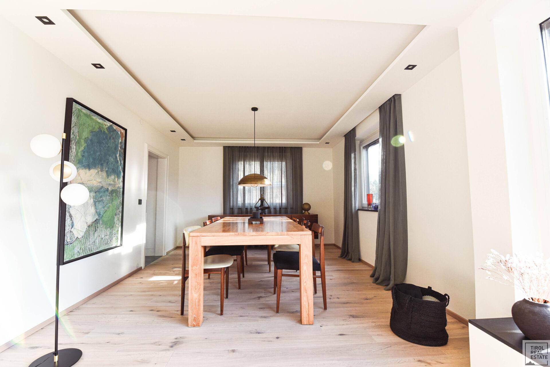 Wohnzimmer eingerichtet