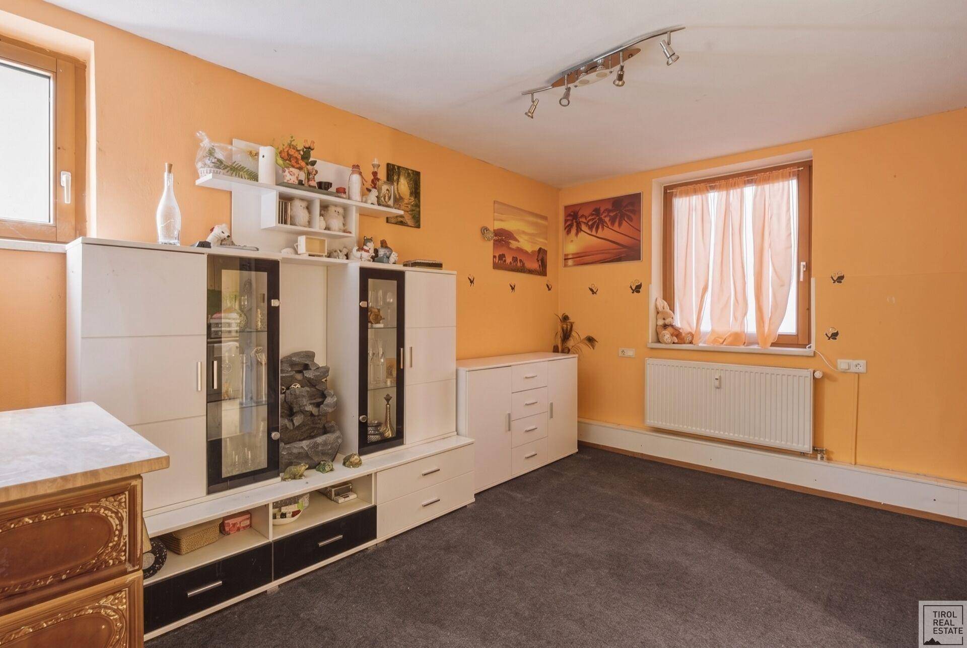 UG Wohnzimmer1_aufgeraeumt