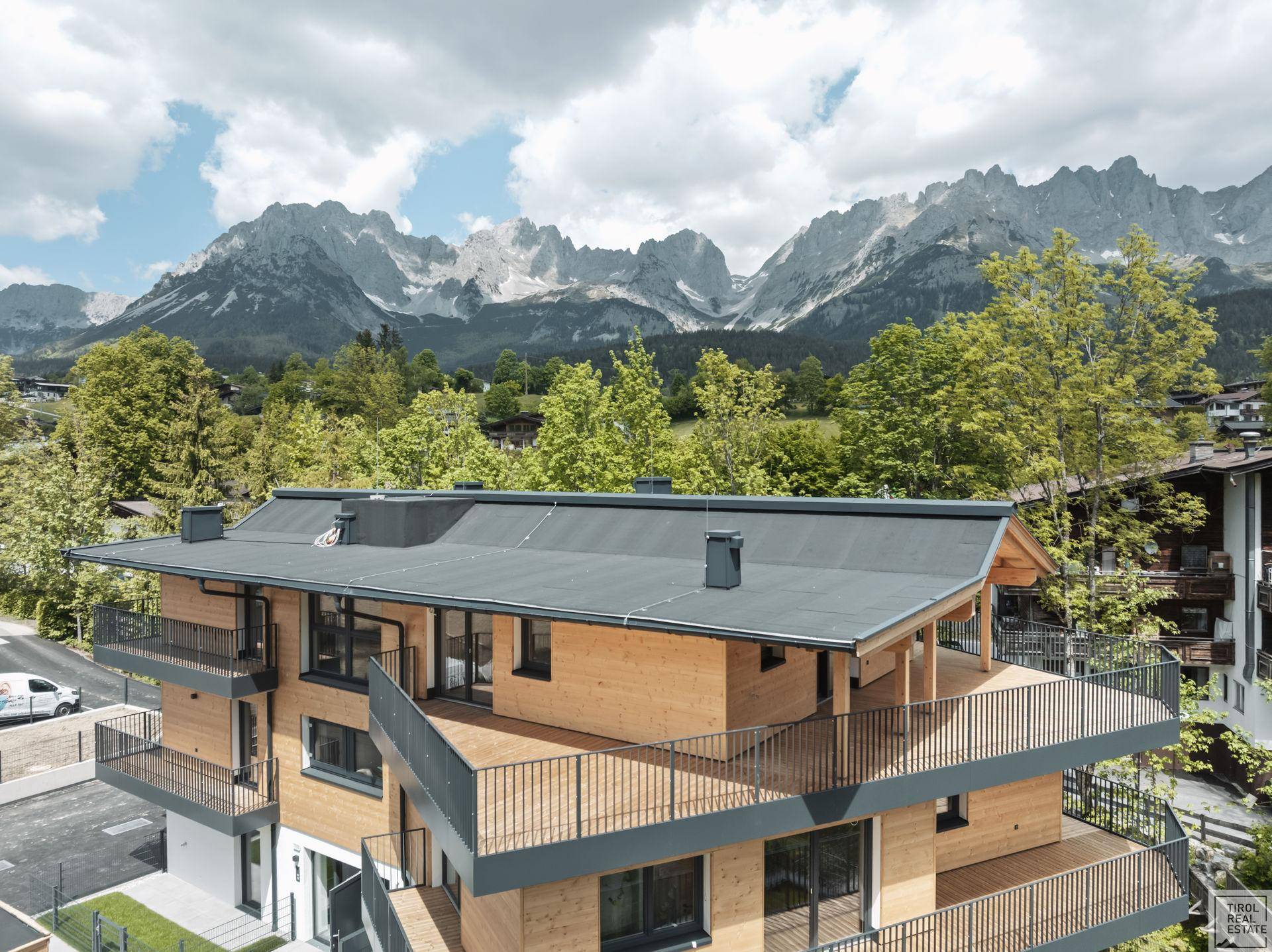 Exklusive Maisonette-Wohnung in der "Kaiserresidenz" - Luxus trifft alpinen Charme - Ihr neues Zuhause in den Kitzbüheler Alpen - Ansicht 3