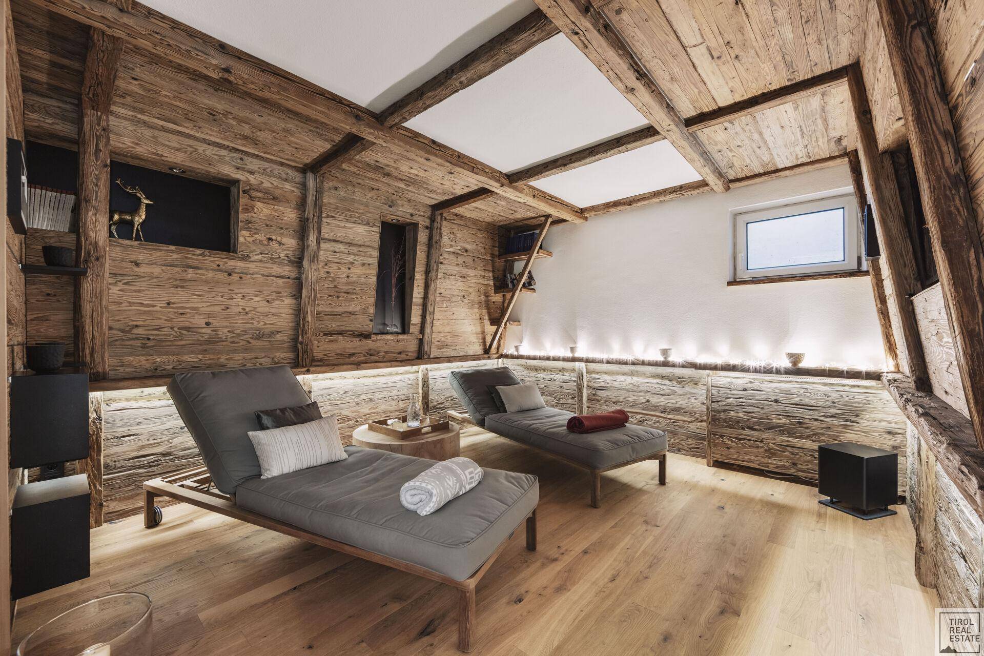 Sistrans_Ruheraum des Wellnessbereiches im Keller