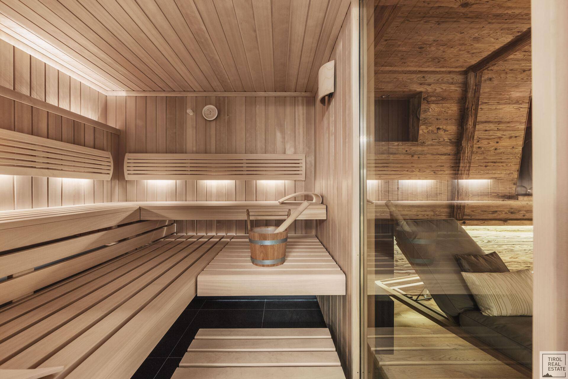Sistrans_Sauna im Keller