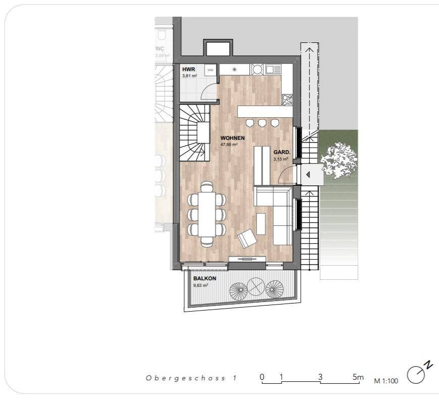 Grundriss des Obergeschosses mit offenem Wohnbereich, Küche und großem Balkon.