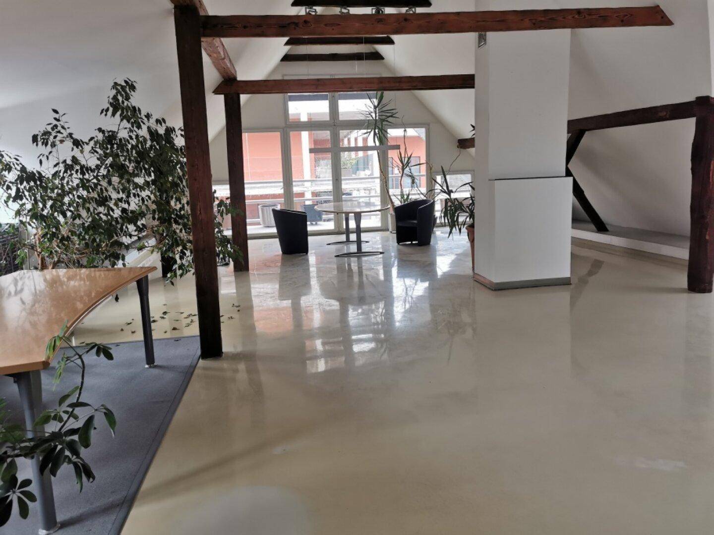 * * Besondere Büroräumlichkeiten (Tonstudio, Büro, Praxis etc.) in Gratwein-Strassengel mit eigenen Parkplätzen! * * - Ansicht 2
