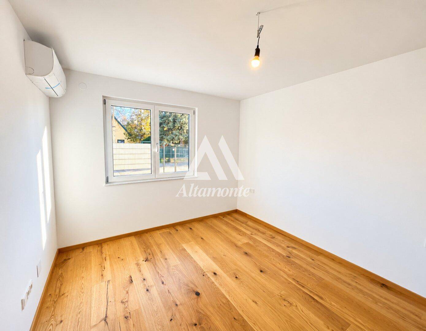 Zimmer 2 1.Stock