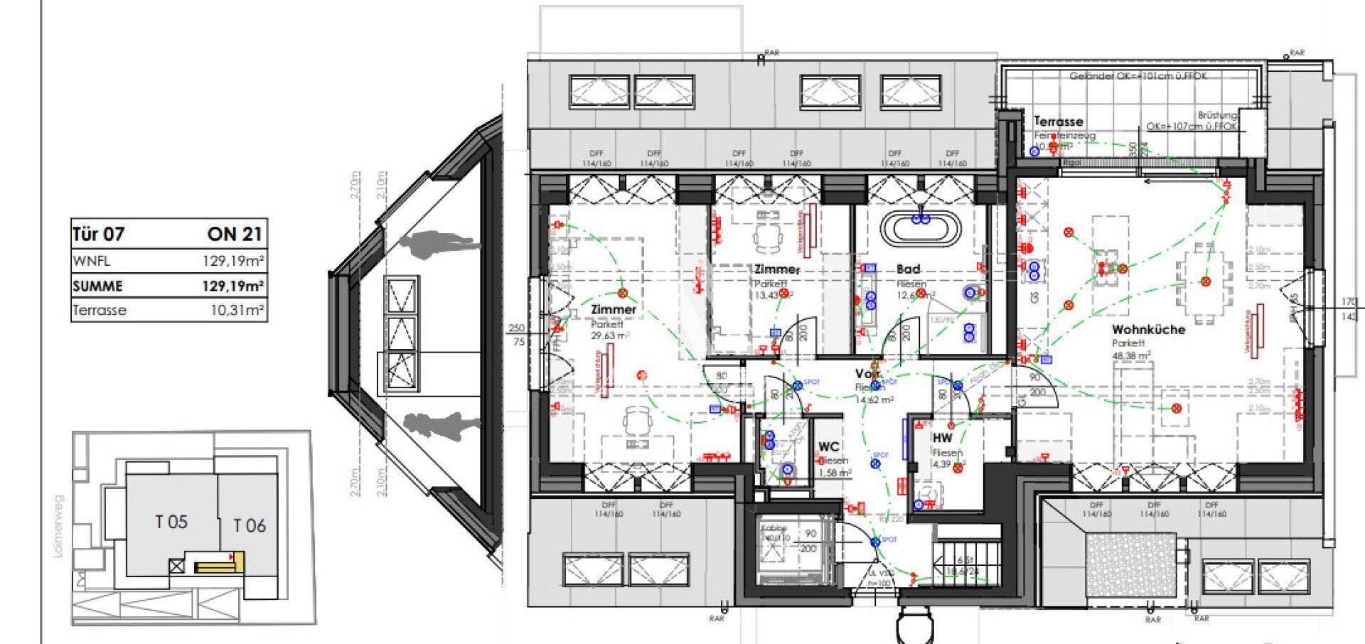 Detaillierter Grundriss einer Wohnung mit mehreren Zimmern, offener Wohnküche, Bad, separatem WC und einer Terrasse.