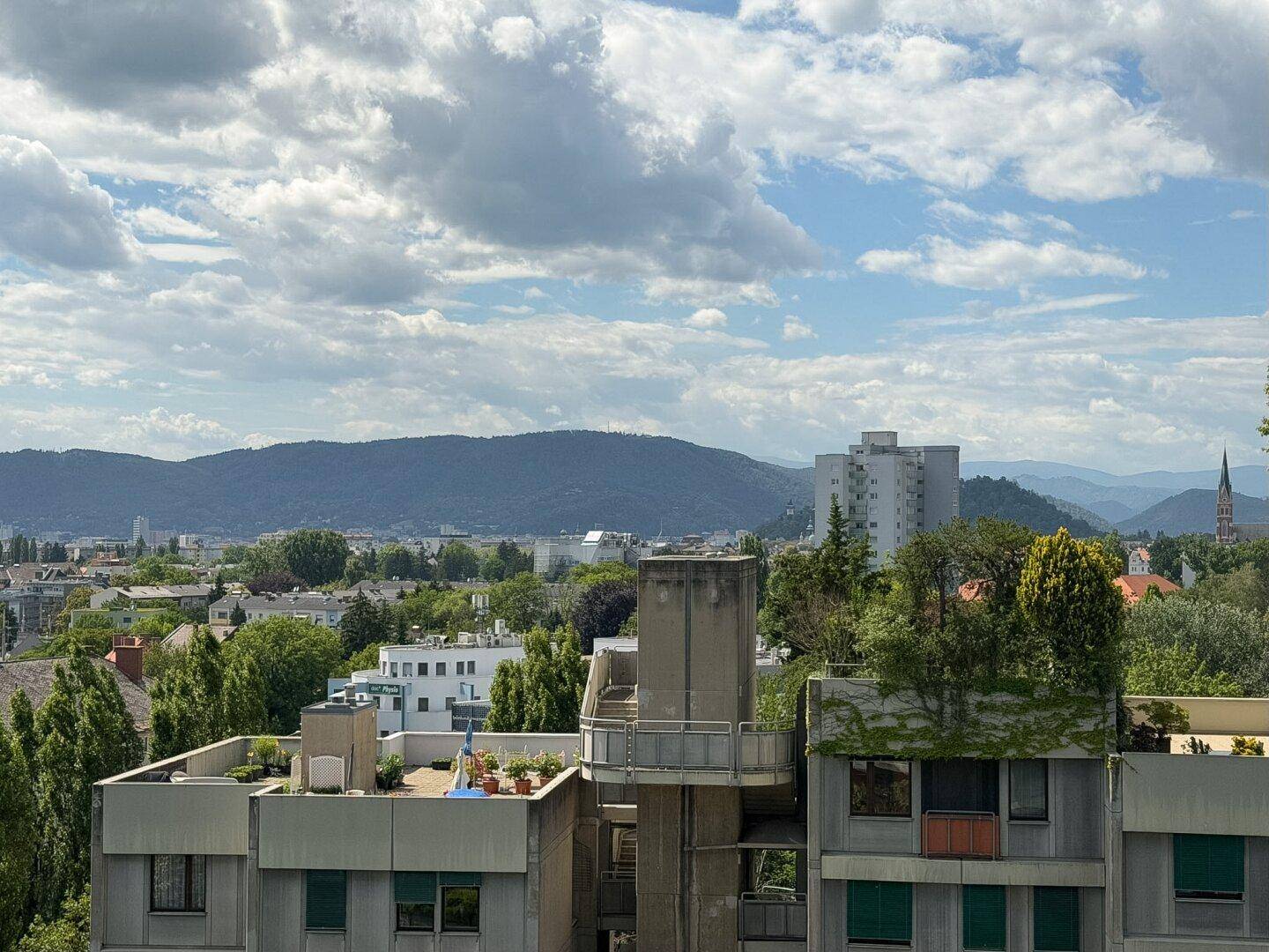 Traumblick über Graz - Schöne Kleinwohnung mit Loggia in St. Peter - Ansicht 4