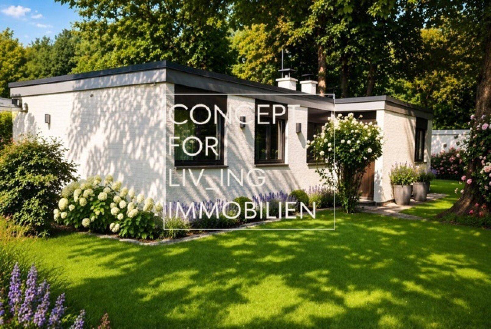 Seitliche Ansicht eines modernen Hauses mit weißer Fassade, umgeben von blühenden Sträuchern und Rasen.