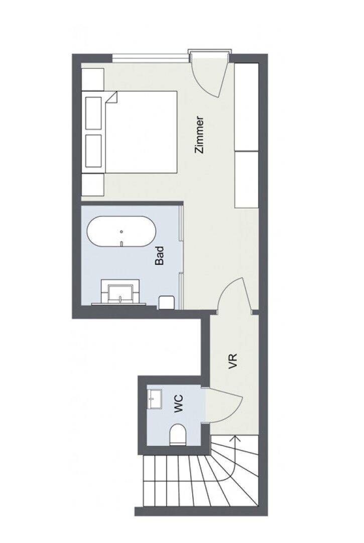 Grundriss mit Schlafzimmer, Badezimmer mit Badewanne und separatem WC, verbunden durch einen Vorraum und Treppe.