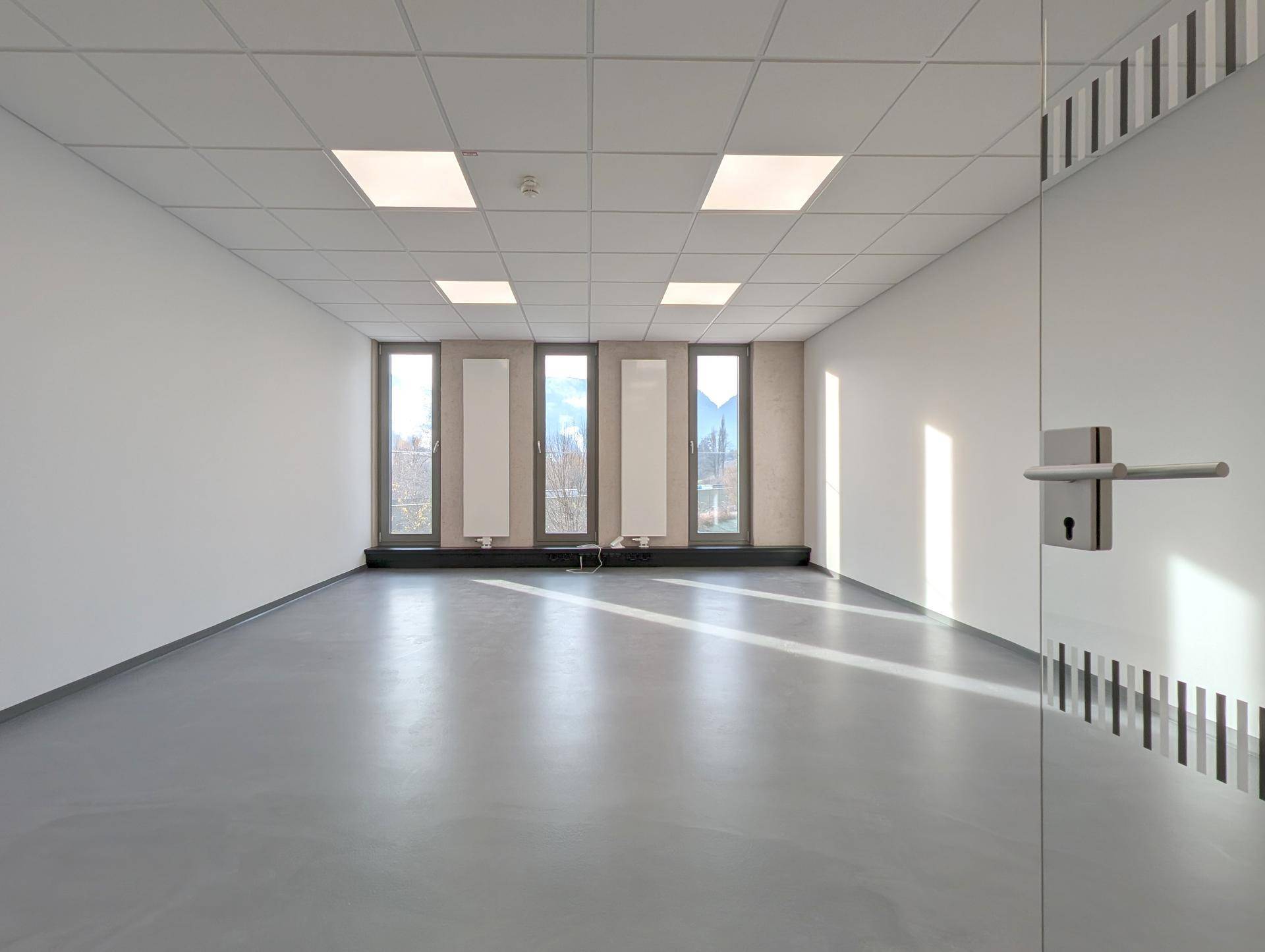 Moderne Neubau-Büros in Kramsach – klimatisiert, provisionsfrei, fair kalkulierbar - Pohľad 3