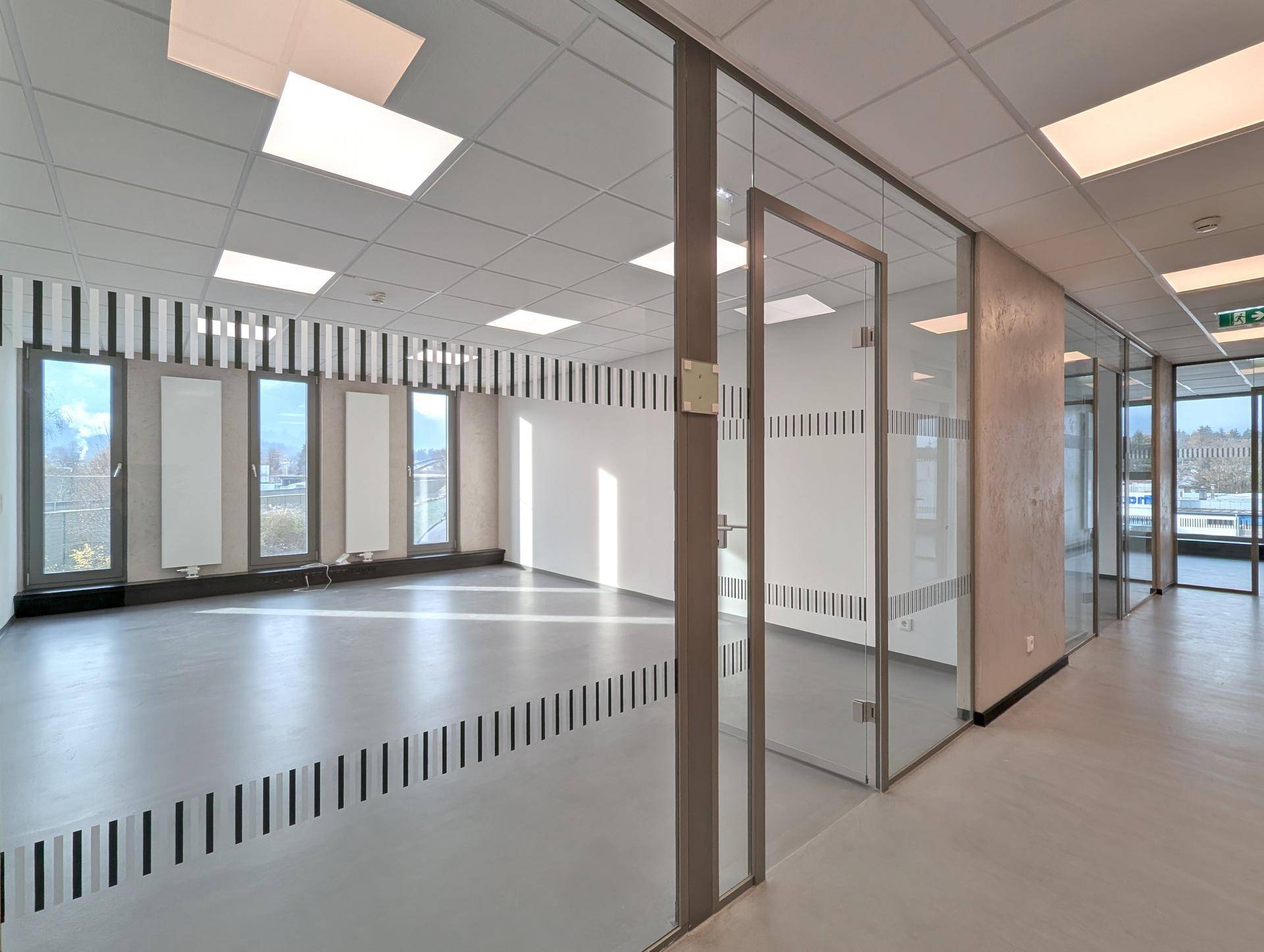 Moderne Neubau-Büros in Kramsach – klimatisiert, provisionsfrei, fair kalkulierbar - Pohľad 2
