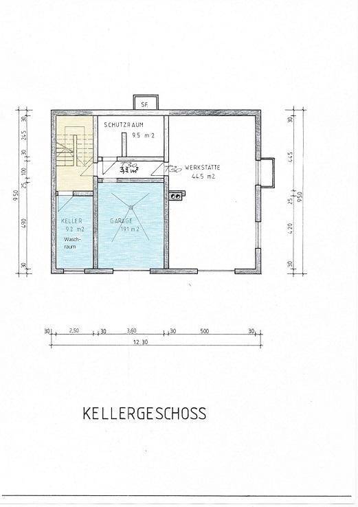 Grundriss des Kellergeschosses mit Garage, Kellerraum und Werkstatt.