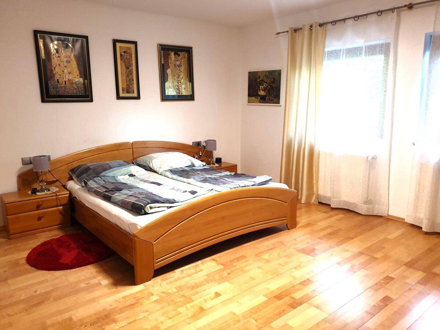 Schlafzimmer 1