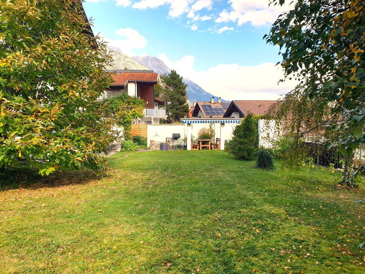 Garten mit Terrasse