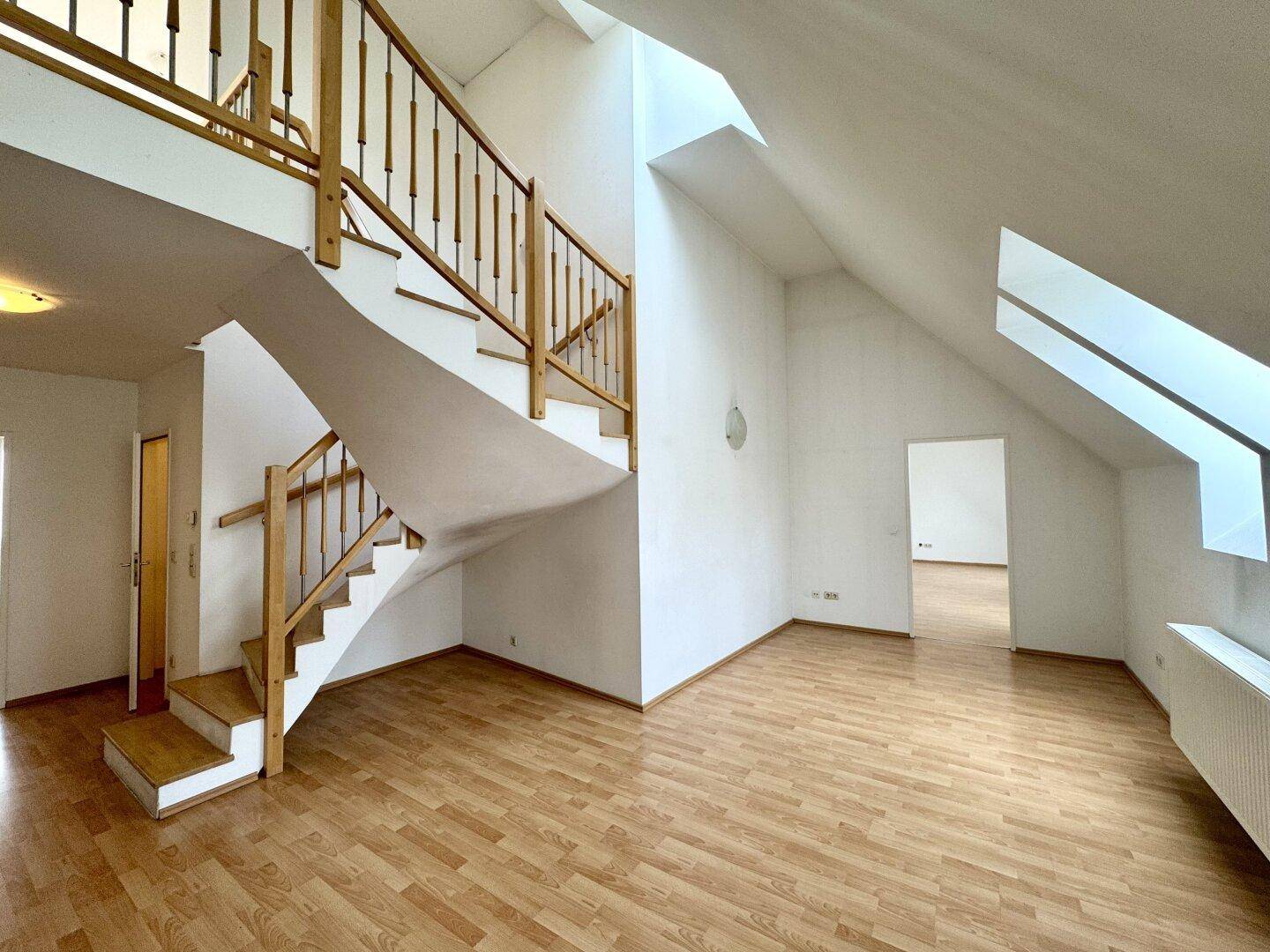 NEU! Großzügüge 3,5-Zimmer-Dachgeschosswohnung mit 2 Terrasse! Maissonette! 1060 Wien! – pohled 5