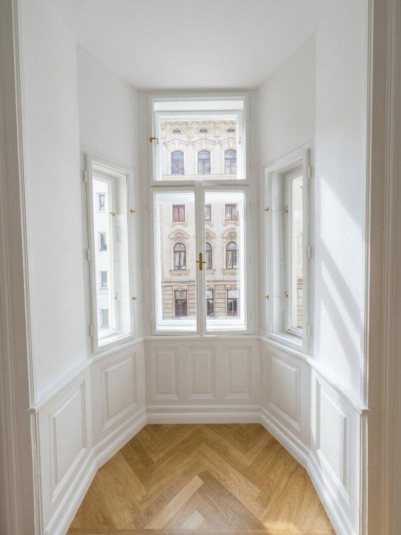 ERSTBEZUG! Generalsanierter Altbau-Charme im Herzen von Mariahilf! 3-Zimmer-Wohnung mit Erker! – pohled 2
