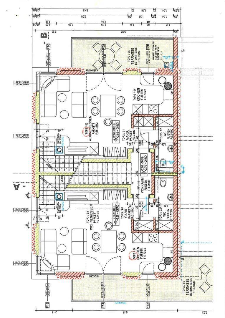 Grundrissplan des Obergeschosses mit zwei Wohneinheiten, jeweils mit Wohn-Essbereich, Küche und Terrasse.