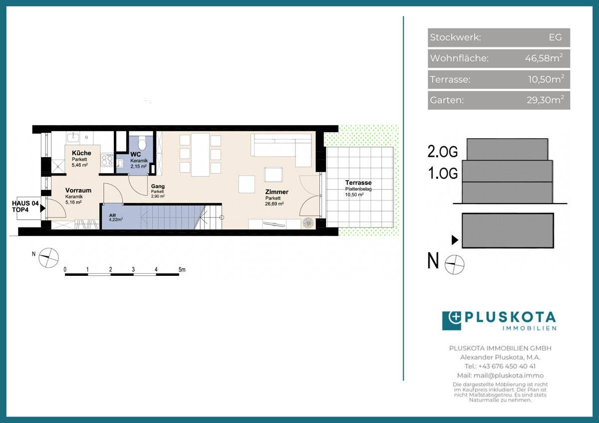 Detaillierter Grundriss des Erdgeschosses mit Küche, Wohnzimmer, WC und Zugang zu Terrasse und Garten.