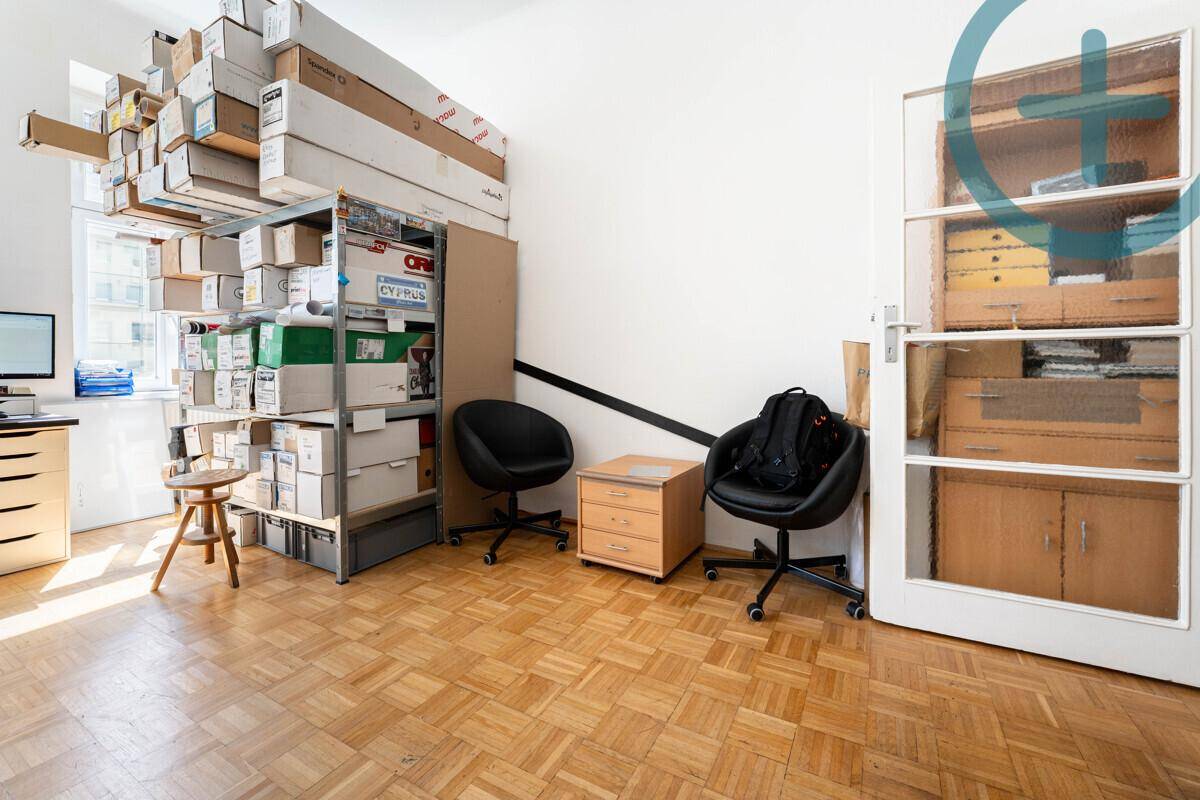 Büro 1