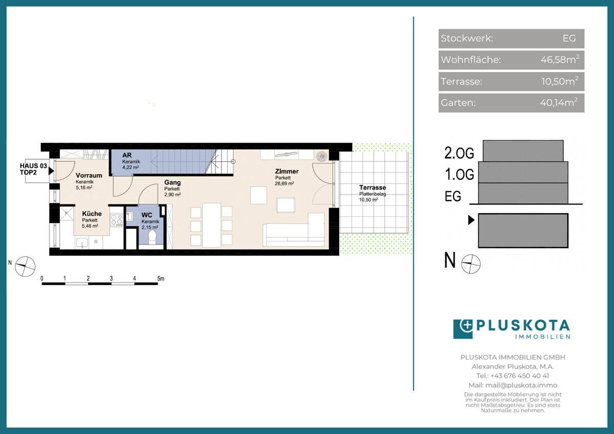 Grundriss des Erdgeschosses mit Küche, Wohnzimmer, Terrasse und Gartenbereich.