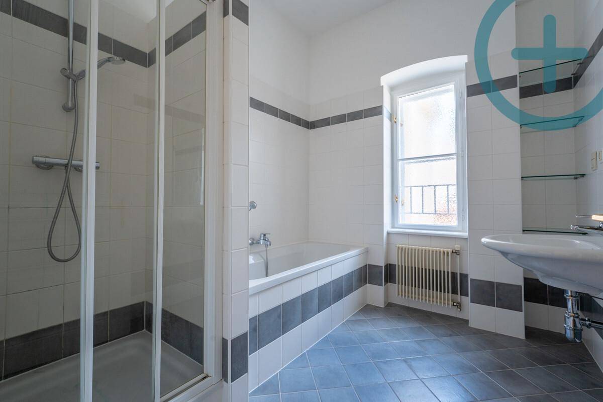 Badezimmer 1