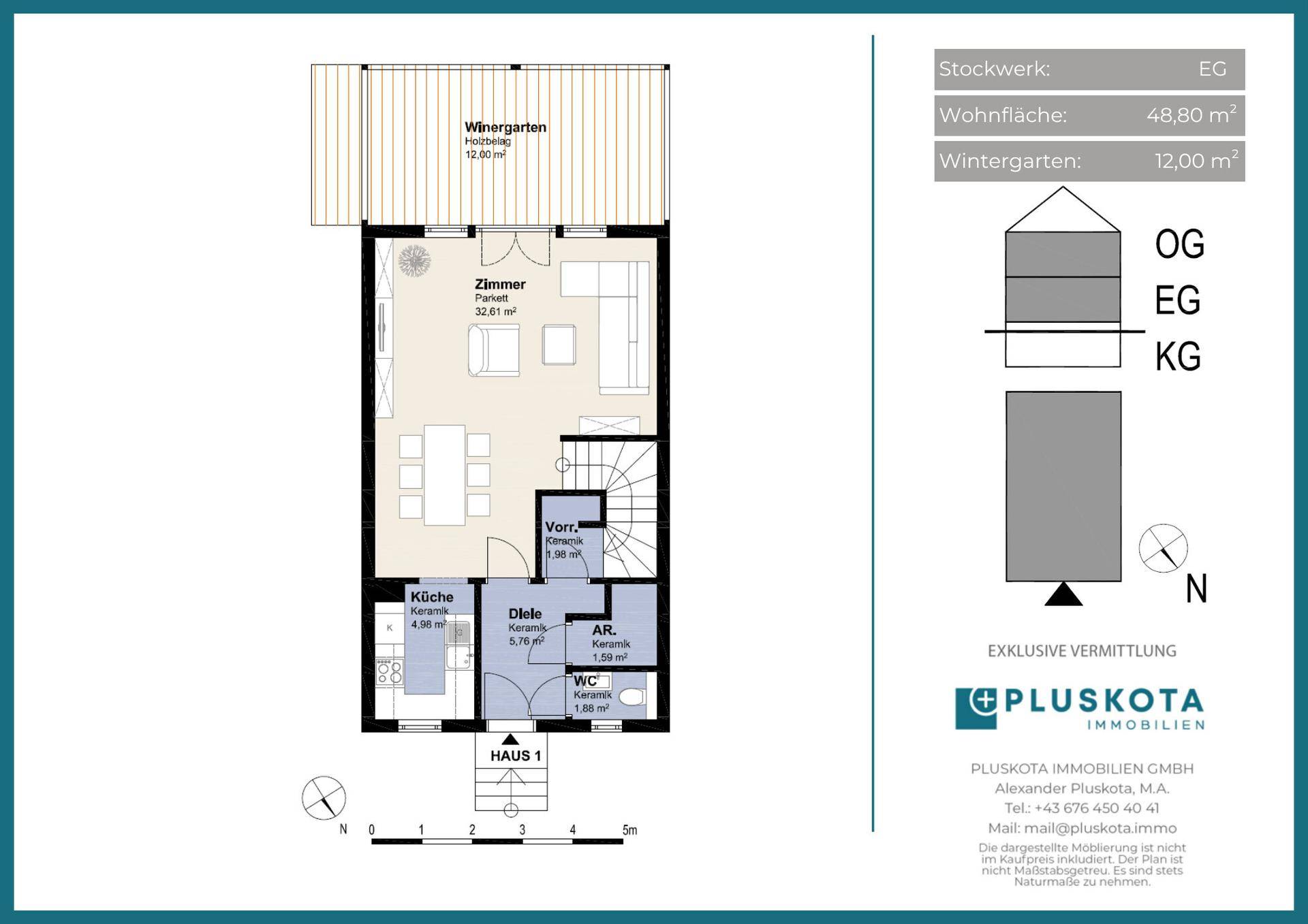 Grundriss des Erdgeschosses mit Wohnzimmer, Küche, WC und Wintergarten.