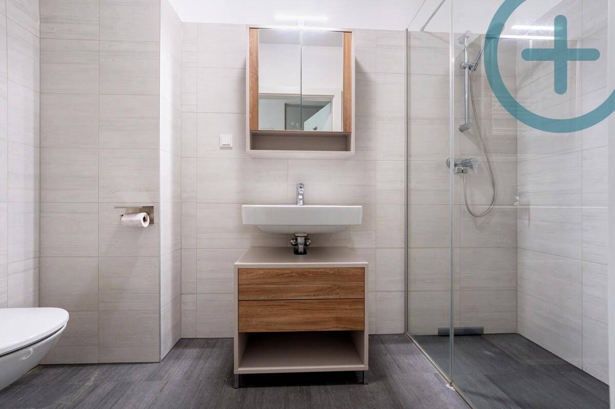 Badezimmer EG