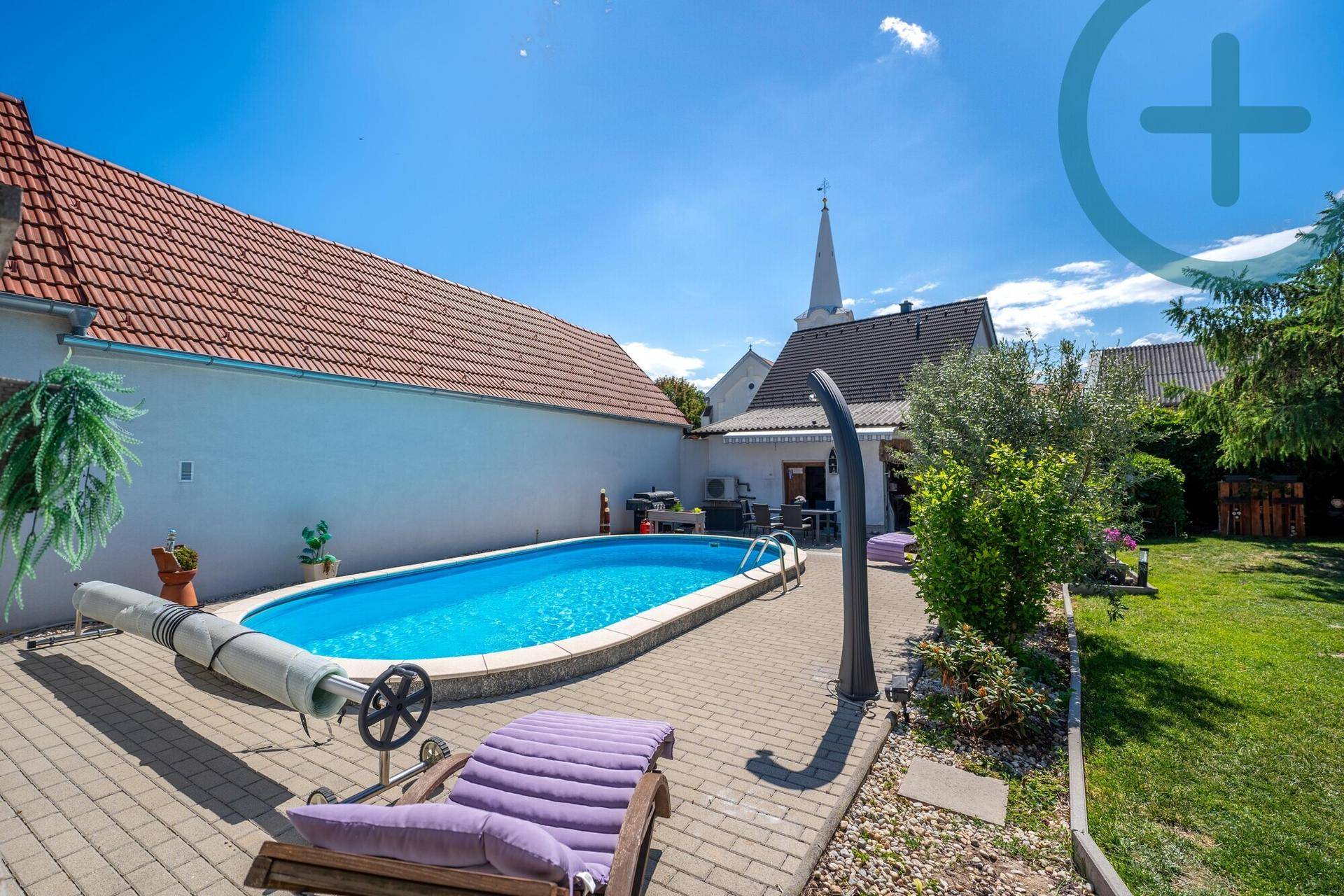 Natur, viel Platz &amp; Privatsphäre: Einfamilienhaus mit Swimmingpool! - Ansicht 2