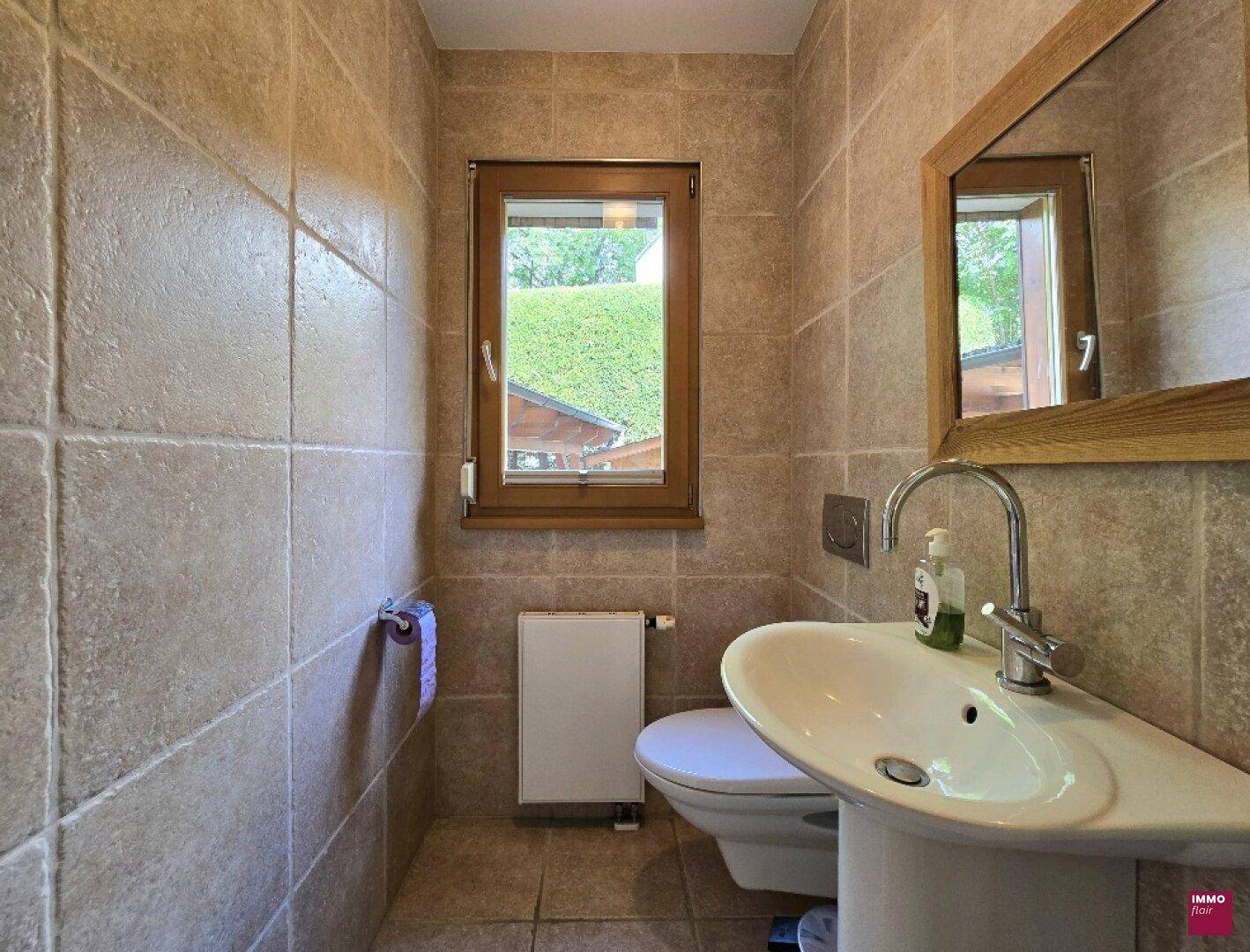 Toilette, Erdgeschoss
