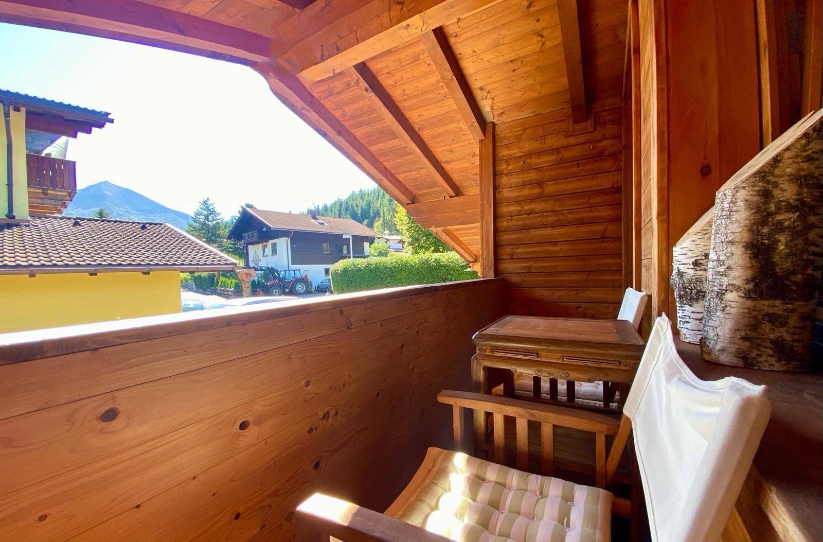 Gemütlicher Balkon mit Aussicht