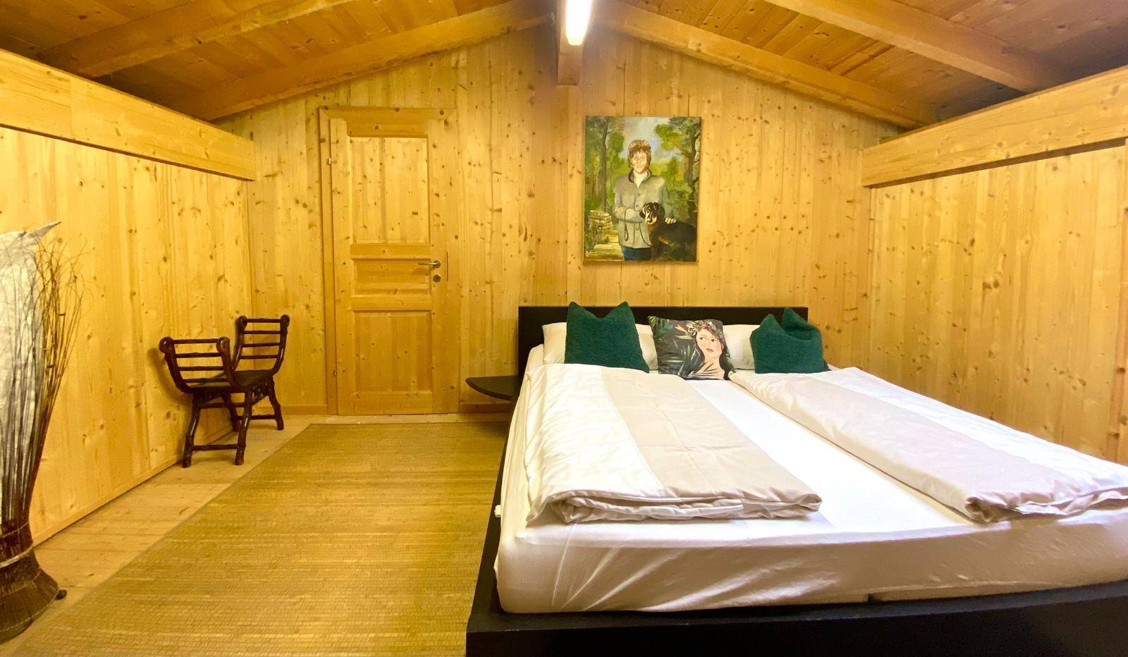 Dachboden mit Schlafmöglichkeit