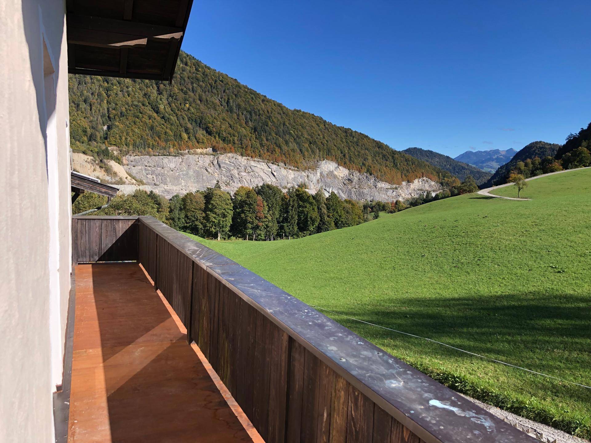 Balkon zu den Schlafzimmern